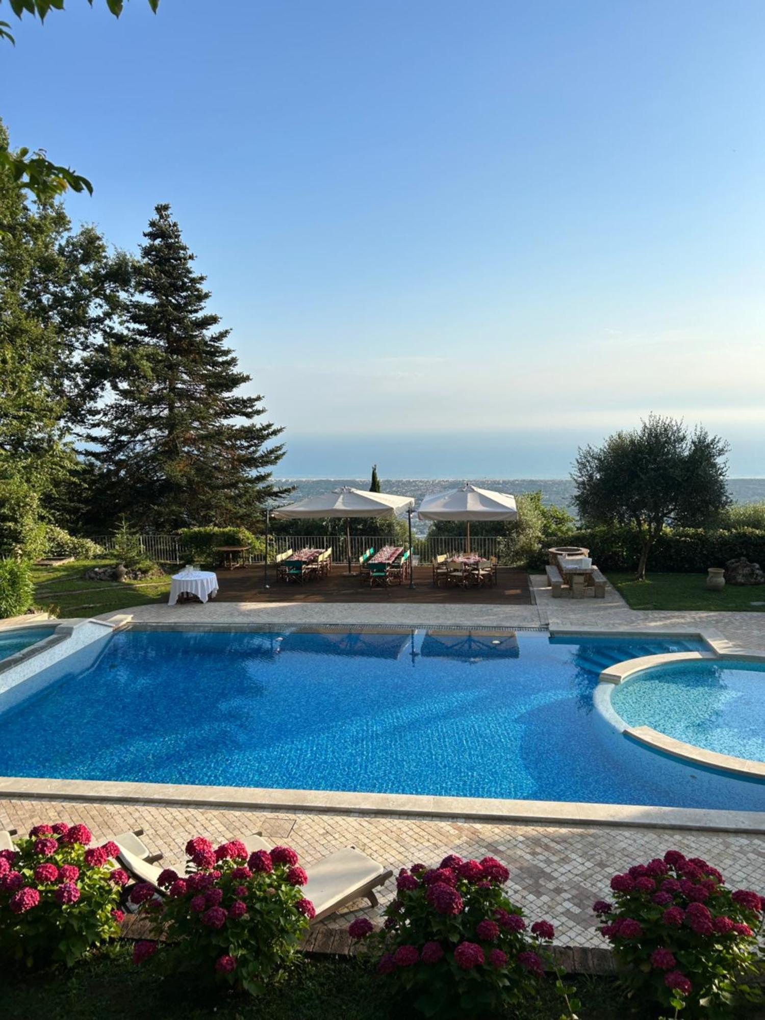 La Terrazza Sulla Versilia Pietrasanta Εξωτερικό φωτογραφία